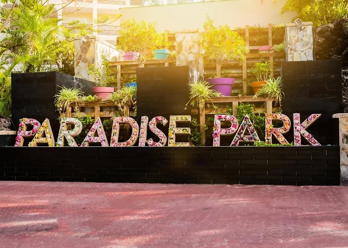 ホテル Paradise Park Fun Lifestyle