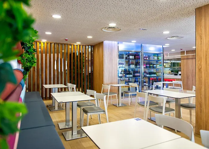 Paradise Park Fun Lifestyle Hotel