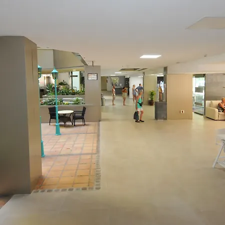 ホテル Paradise Park Fun Lifestyle 4*