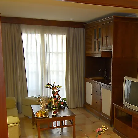 Paradise Park Fun Lifestyle