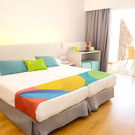 Paradise Park Fun Lifestyle 호텔 4*