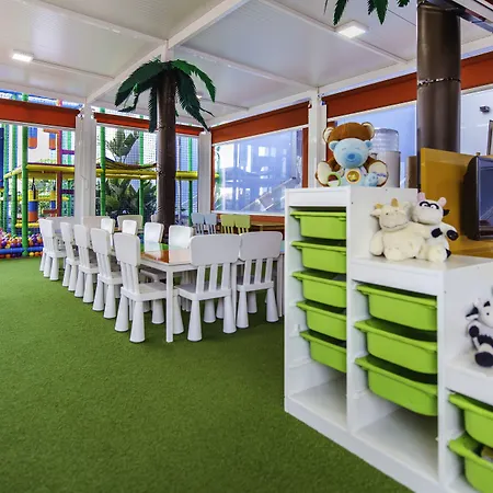 ホテル Paradise Park Fun Lifestyle 4*