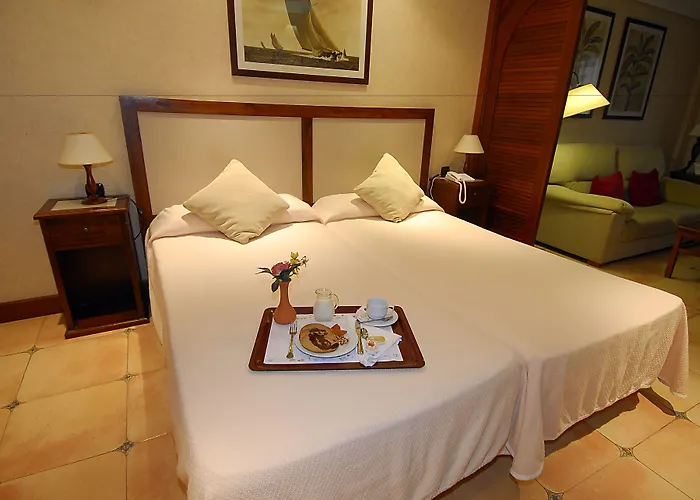 Hotel Paradise Park Fun Lifestyle Los Cristianos (Tenerife)