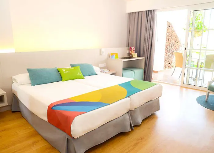 Paradise Park Fun Lifestyle Hotel 4*