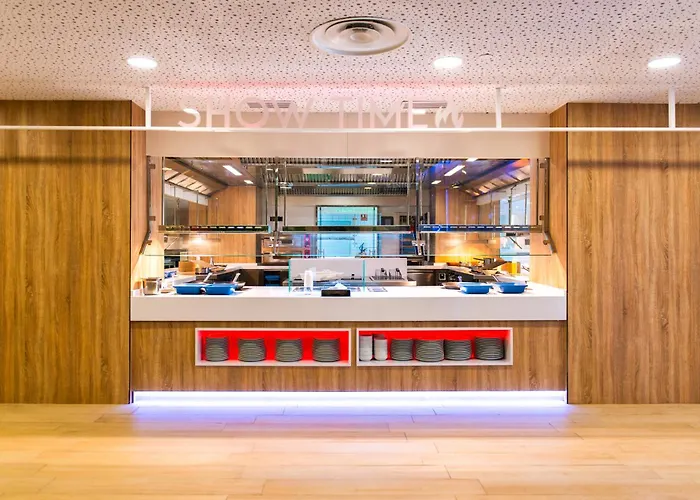 Paradise Park Fun Lifestyle Hotel