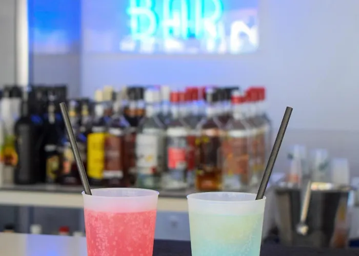 Paradise Park Fun Lifestyle Отель