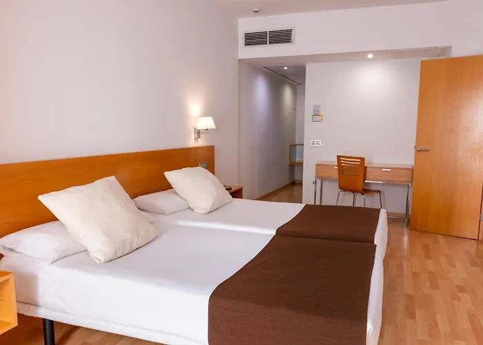 Отель Paradise Park Fun Lifestyle 4*